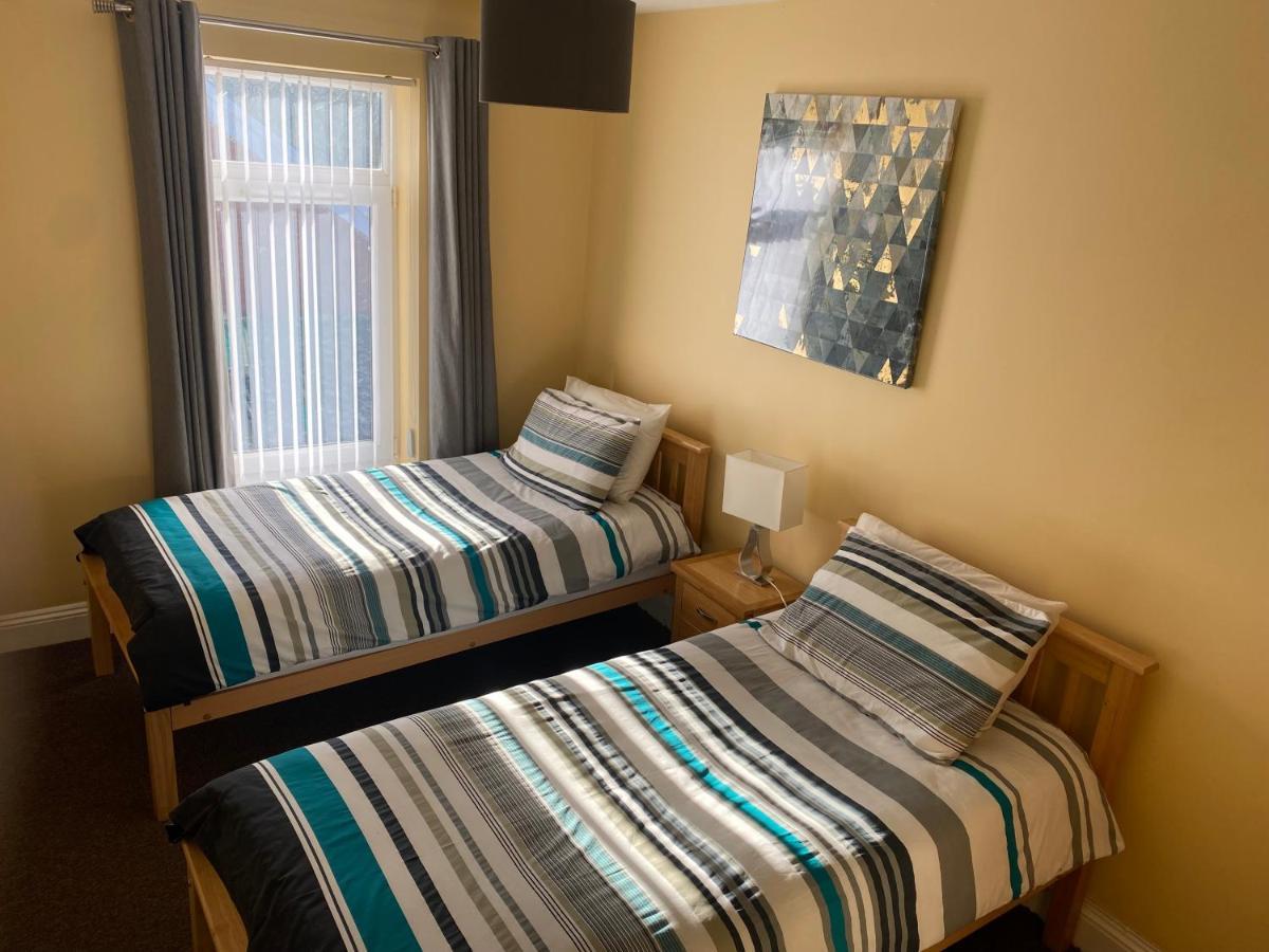 Appartamento Station House Merthyr Tydfil Esterno foto